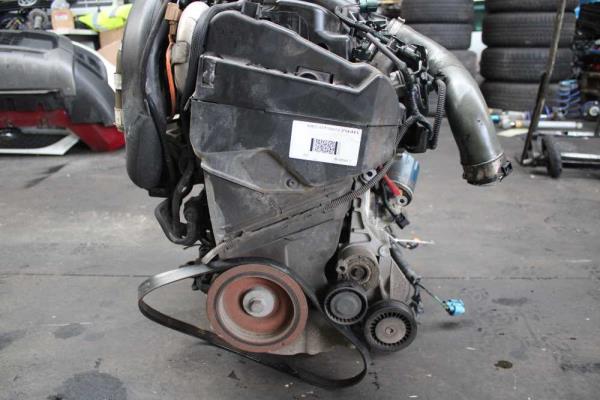 MOTEUR 1.5 DIESEL RENAULT - Vue 4
